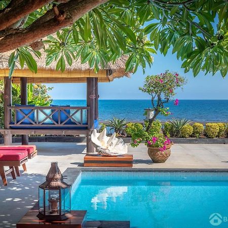 Villa Kamboja - Intimate Luxury Lovina Beach Villa Banjar  Buitenkant foto