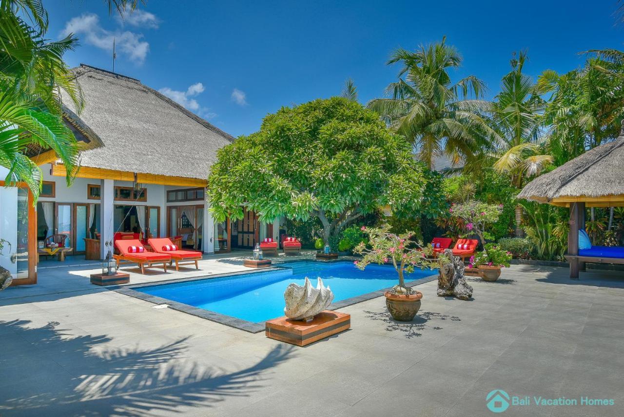 Villa Kamboja - Intimate Luxury Lovina Beach Villa Banjar  Buitenkant foto